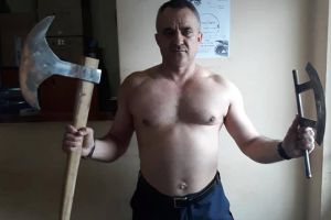 Un consilier local, fost viceprimar, se pregăteşte să taie ciocoii! Cu SECUREA