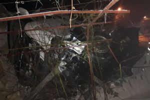 Un tir încărcat cu sare, răsturnat la Bîlteni
