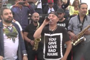 Bombă în lumea manelelor! Au îngropat securea războiului şi au pus-o de o colaborare incredibilă! Show total cu Florin Salam şi Nicolae Guţă