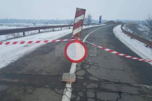 Podul de peste râul Suceava de la Vereşti va sta închis cel puţin trei luni