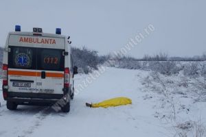 DÂMBOVIȚA: Bărbat găsit mort în zăpadă