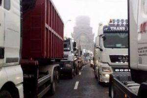 SCANDAL. „În loc să dea un vot negativ, în interesul României, el s-a abţinut”. Ce MINISTRU este luat în colimator