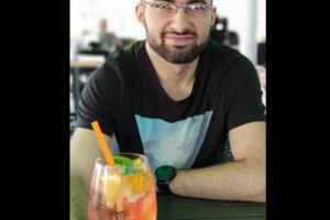 DJ-ul de la BAHA a fost arestat pentru agresiune sexuala! George Ionut Panait a pipat mai multe tinere in centrul orasului
