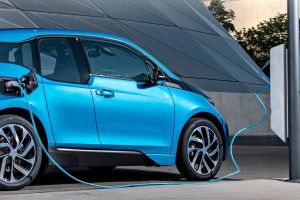 S-a votat! Primăria va amenaja 5 staţii de alimentare pentru maşini electrice