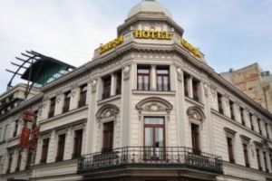 
SABOTAJUL din 1951 de la RESTAURANTUL CAPȘA. MATEMATICIANUL-POET DAN BARBILIAN, cincinalul şi CAFEAUA contrafăcută
