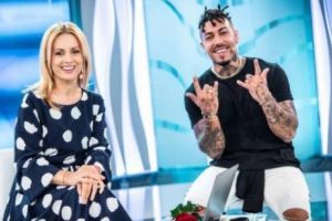ZARVĂ la ANTENA 1. L-au CONCEDIAT şi l-au ÎNLOCUIT imediat. Lovitură de graţie pentru VEDETĂ