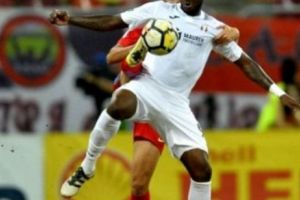 Un fotbalist care a trecut prin Liga I A FOST ARESTAT în SUA. În România furase din buzunarele colegilor şi le clonase cardurile