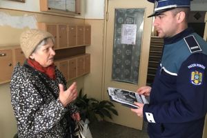 Deţinuţii din penitenciarele din ţară sună bătrânii şi îi înşeală prin metoda accidentul