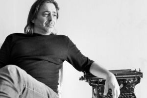 INTERVIU. András Lóránt, regizor-coregraf: „Lumea e mult mai deschisă la genul ăsta de teatru decât am crede noi”