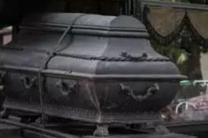Povestea TERIFIANTĂ a îndrăgitei cântăreţe ÎNGROPATĂ de VIE. Detalii ÎNGROZITOARE ale paznicilor CIMITIRULUI