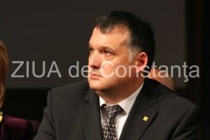 Bogdan Hutuca (PNL) - Pentru ca nu au reusit sa ia banii de la Pilonul II, pesedistii fac acum tot posibilul sa-l distruga!“