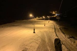 Cum s-a schiat pe nocturnă pe Pârtia Cocoş (FOTO)