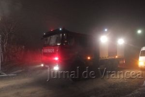 Bătrân găsit carbonizat în propria casă