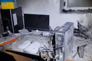 FOTO. Incendiu la sala serverelor unei fabrici din municipiul Satu Mare