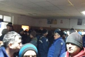 Boza are interdicţie în cele două cariere minierei aflate în grevă!