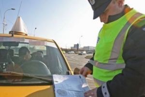 TAXIMETRIȘTII au fost reclamaţi de 66 ori pe zi în 2018
