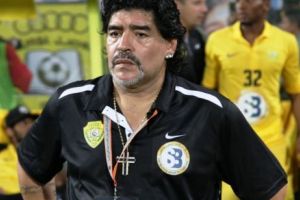 MARADONA a fost supus unei intervenţii CHIRURGICALE. Care este starea VEDETEI fotbalului MONDIAL