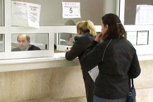 S-a găsit rezolvarea problemelor apărute la blocarea conturilor şi veniturilor de către Fisc