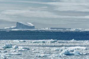 Deplasarea Polului Nord Magnetic ii forteaza pe cercetatori sa actualizeze mai devreme hartile pentru navigatie