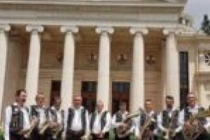 Scandal cultural, pe note politice în Lăpuşnicu Mare! Ce se întâmplă cu Fanfara după mai bine de un secol de existenţă?