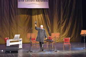 FOTO. Spectacol de gală la Teatrul de Nord. Maestrul Grigore Leşe a cântat pentru sătmăreni