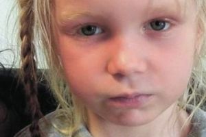 Un tânăr a omorât în bătaie o fetiţă de 4 ani fiindcă micuţa i-a vărsat suc pe consola de jocuri