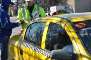 Record al taximetriştilor: 66 de reclamaţii pe zi şi amenzi de peste 2 milioane lei