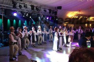 Niculina Stoican a jucat pe masă la Revelionul Artiştilor