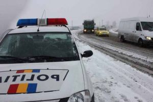 Atenţionare de  meteorologică pentru zona Munţilor Apuseni: IPJ Alba recomandă şoferilor prudenţă maximă