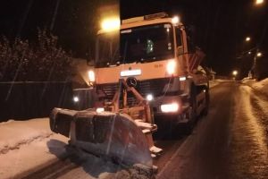 Drumurile din zona de vest a României sunt circulabile în condiţii de iarnă