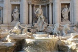 Un simbol al ROMEI stârneşte DISPUTE aprinse. FONTANA DI TREVI, în centrul unui SCANDAL între PRIMĂRIE şi BISERICA Romano-Catolică