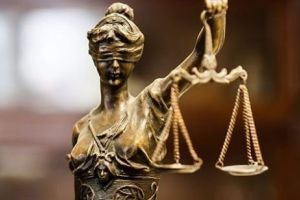 Un conflict între Curtea Constituţională şi Înalta Curte de Casaţie şi Justiţie poate anula mii de recursuri
