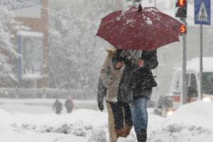 Judeţul Cluj, sub cod galben. Vor fi intensificări ale vântului şi ninsori