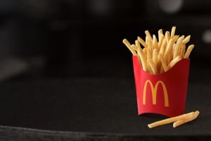 De ce cartofii de la McDonald’s sunt mai buni decât cei de la KFC?