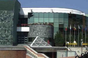 POSTURI VACANTE la Primăria Alba Iulia – Calendarul examenelor şi condiţiile de înscriere la CONCURS