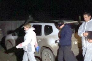 ŞI-A MĂTRĂŞIT AMICUL CU UN FĂCĂLEŢ! Victima, LOVITĂ DE ZECI DE ORI până şi-a dat duhul!
