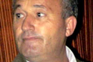 DNA PITEŞTI LOVEŞTE ÎN FOSTUL PRIMAR DE LA BRADU!