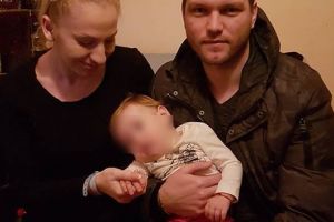 FOTO. Părinţii bebeluşului decedat au donat o parte din bani unui copil bolnav
