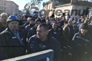 Minerii nu acceptă oferta administraţiei pentru a renunţa la proteste!