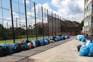 11 şcoli, în concursul ”Hai să scăpăm Bistriţa de poluarea cu plastic!”