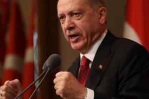 ERDOGAN nu RENUNŢĂ. 192 de PERSOANE  bănuite că au legături cu Gulen, ARESTATE