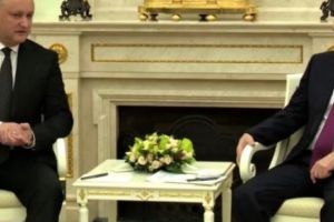 DODON nu se DEZMINTE: „Eminescu s-a născut MOLDOVEAN şi a plecat din viaţă în ROMÂNIA”