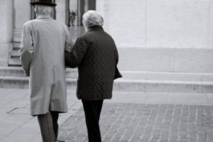 Pensii. Cifrele care CONTRAZIC Guvernul DĂNCILĂ. ROMÂNII, printre cei mai SĂRACI pensionari din UE 