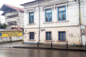 Război total în PNL Argeş