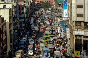 Cel puţin trei persoane moarte în urma unui atac terorist în capitala Kenyei