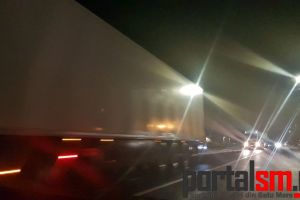 Blocaj în vama Petea. Se aşteaptă cu orele