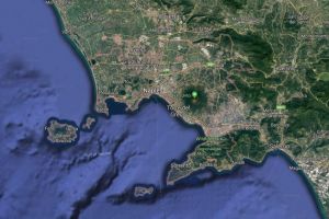 Teroare la Napoli. O bomba a explodat in centrul vechi al orasului. Vizata, o cunoscuta pizzerie