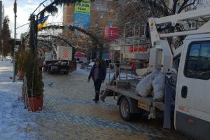 Ne luăm „la revedere” de la luminiţe