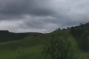 Un fenomen meteo rar a dezlănţuit creaturile groazei pe cer. Filmarea a atras atenţia planetei. Video
