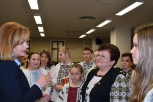 Elevi - voluntari în Centrul pentru Inovaţie, Voluntariat şi Dezvoltare Comunitară (CIVIC) ...